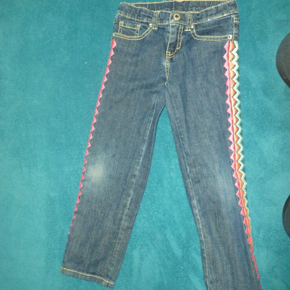 Beautiful stylish Gymboree jeans, Size 6, Blue